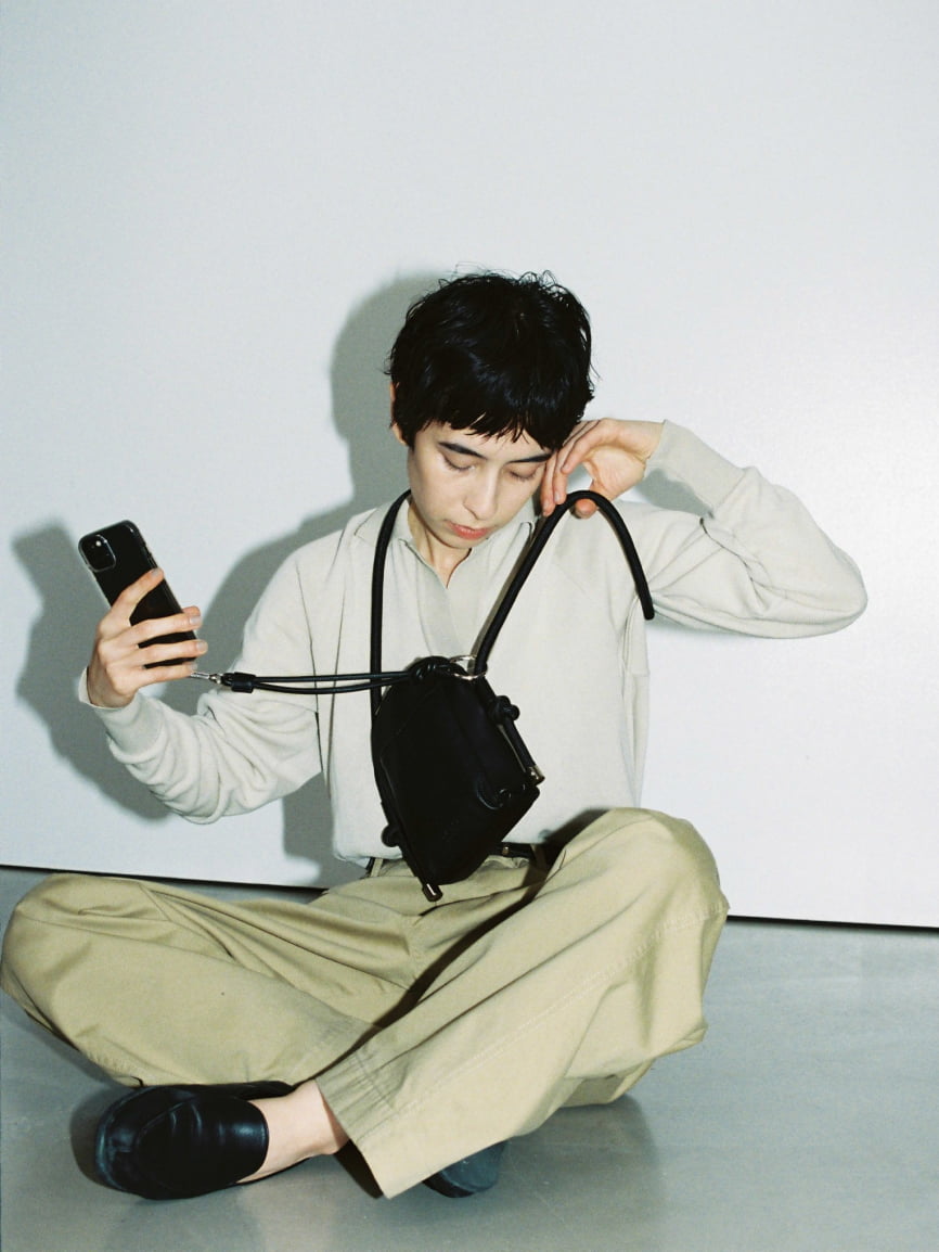 ZIPLINE PHONE BAG BLACK