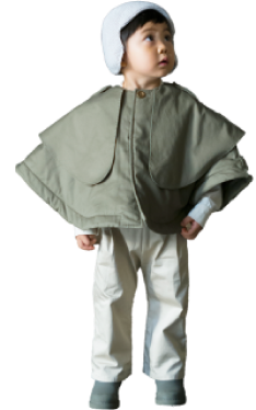 sonnet 2 khakiを着用した男の子(Kids) | MARLMARL