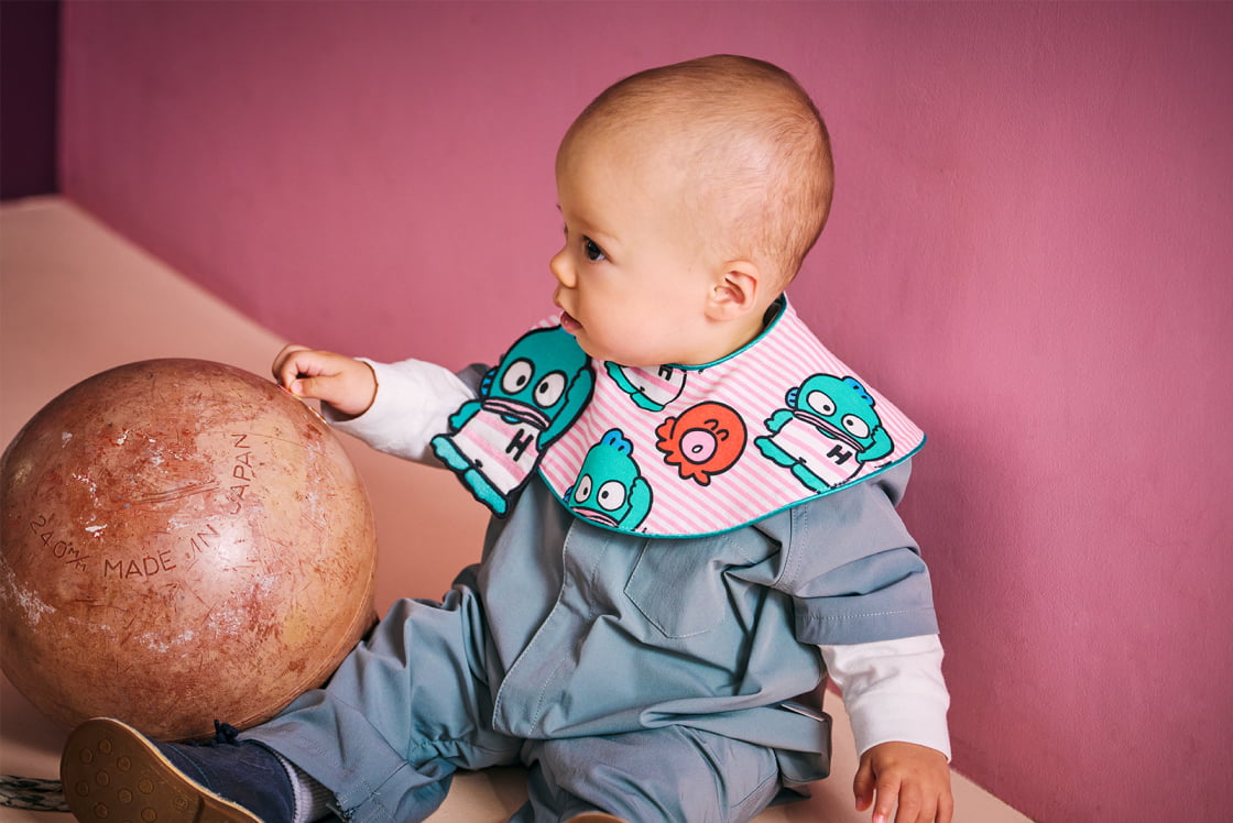 pop-out bib / HANGYODON