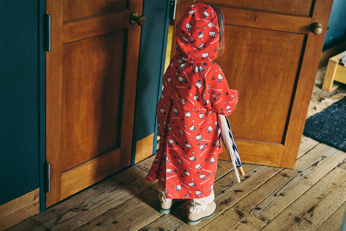 rain coat / Hello Kitty