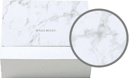 グレーを基調に、マーブル模様がMARLMARLのアイテムをシックに彩ります。