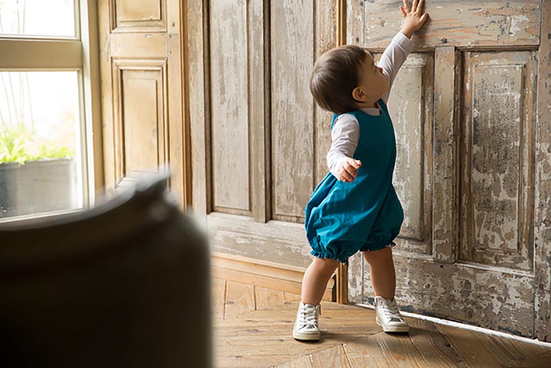 ペインター 1 cyan mizutamaを着ている男の子