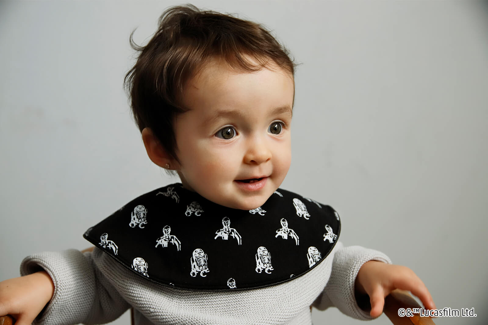 STAR WARS 1 bib/R2-D2 & C-3PO｜出産祝い・ギフトならMARLMARLのスタイ