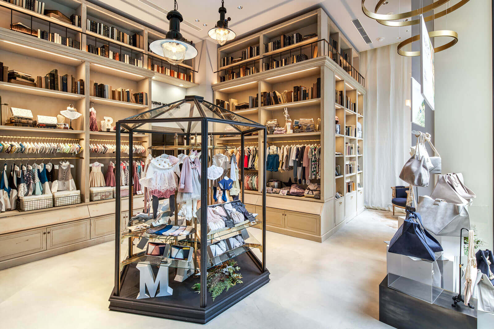 MARLMARL 丸の内店