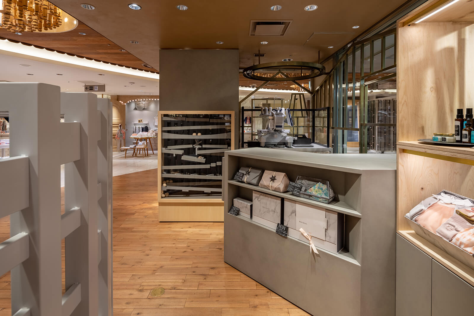 MARLMARL 伊勢丹新宿店