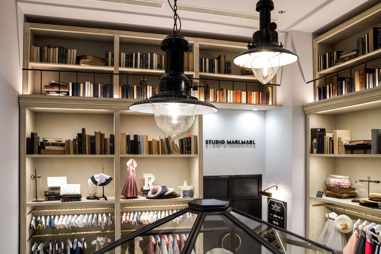 MARLMARL 丸の内店