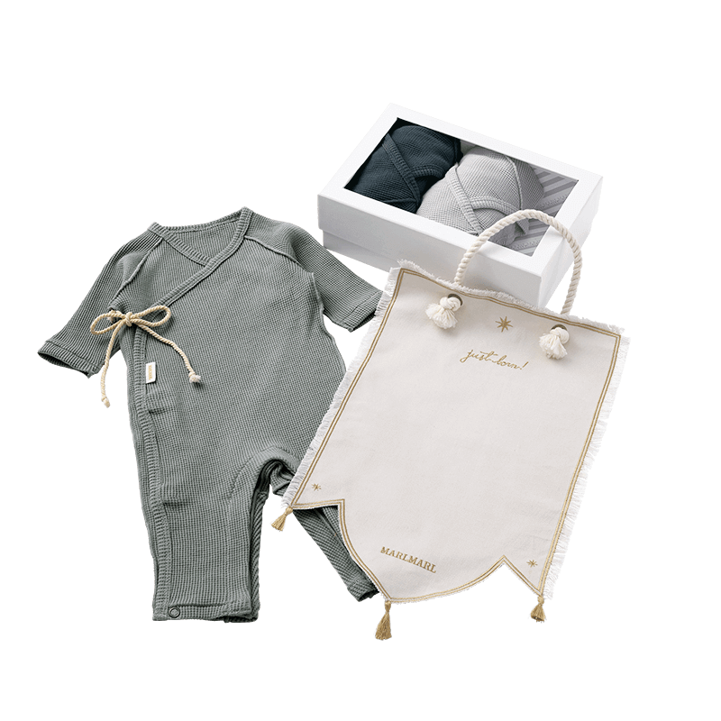 新生児肌着セット tous les jours box 4 full moon