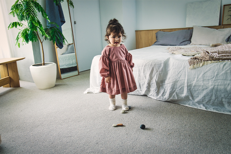 お食事エプロンeureka 2 apricot