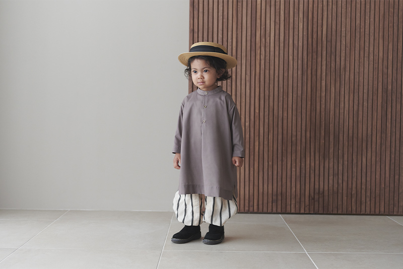 カルディア 2 oliveを着ている男の子