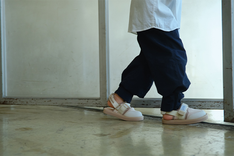レッグウエアSUICOKE ZAVO 2 beige