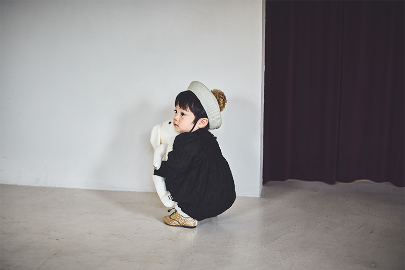 pompadour rompers 5 leaf black | ギフト・スタイ・出産祝いの