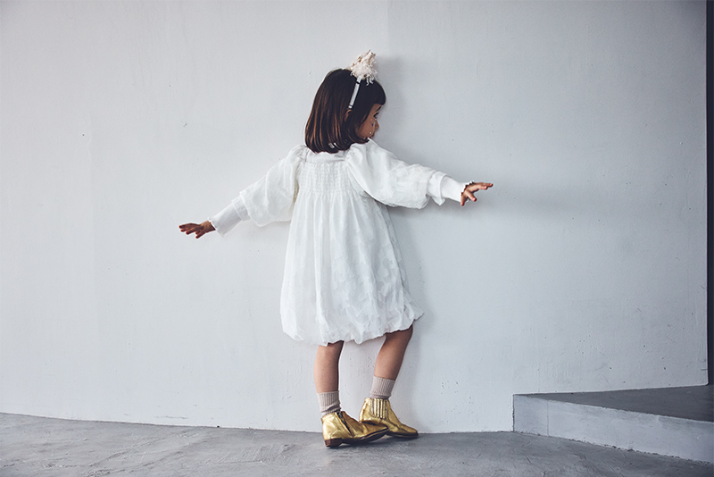 pompadour dress 4 leaf white | ギフト・スタイ・出産祝いのMARLMARL