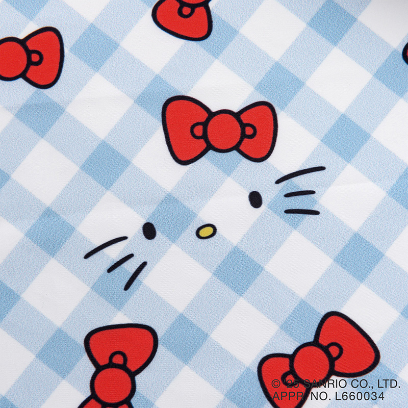 まるもち⑅︎◡̈︎* 　エプロン　ハンドメイド　リバティー bebicia_shop sama 食事の時も、お絵描きも、粘土も全てに使ってる
