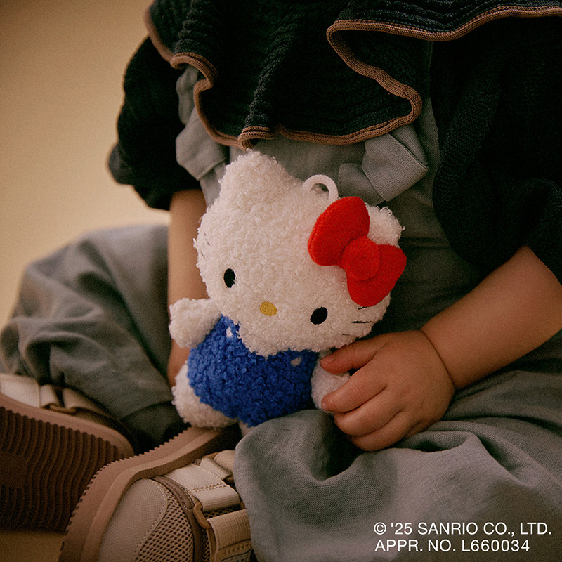 HELLO KITTY / BFF + rattle