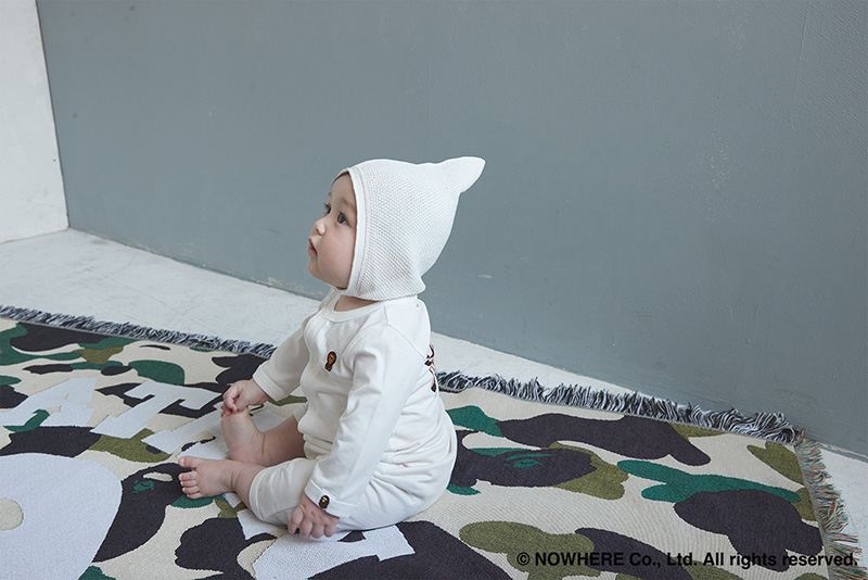 BAPE MARLMARL 1STCAMO BABYMILOROMPERS新品 BAPE × MARLMARL - 1ST CAMO BABY MILO ROMPERS KB WHITE | ギフト