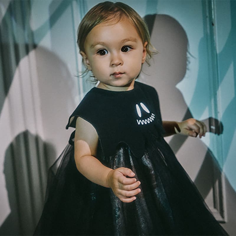 ghost bib black