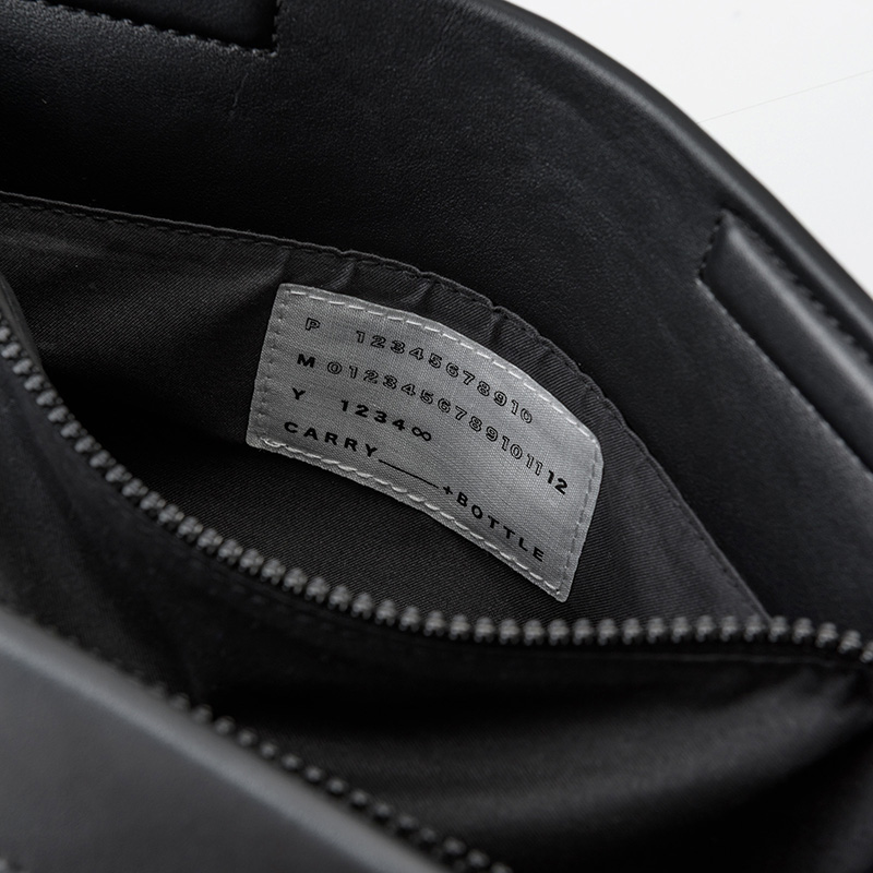 MORPH BODY BAG BLACK | ギフト・スタイ・出産祝いのMARLMARL（マール