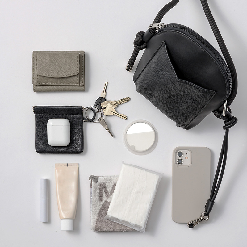 ZIPLINE PHONE BAG BLACK | ギフト・スタイ・出産祝いのMARLMARL