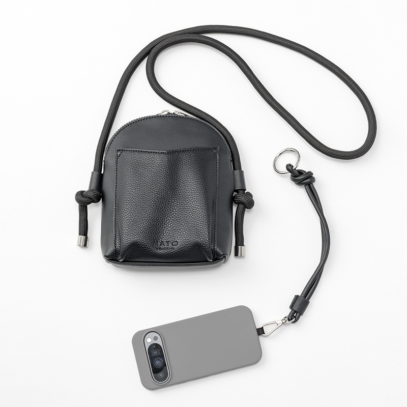 MARL MARL 新品未使用 ZIPLINE PHONE BAG WHITE | ギフト・スタイ・出産祝いのMARLMARL