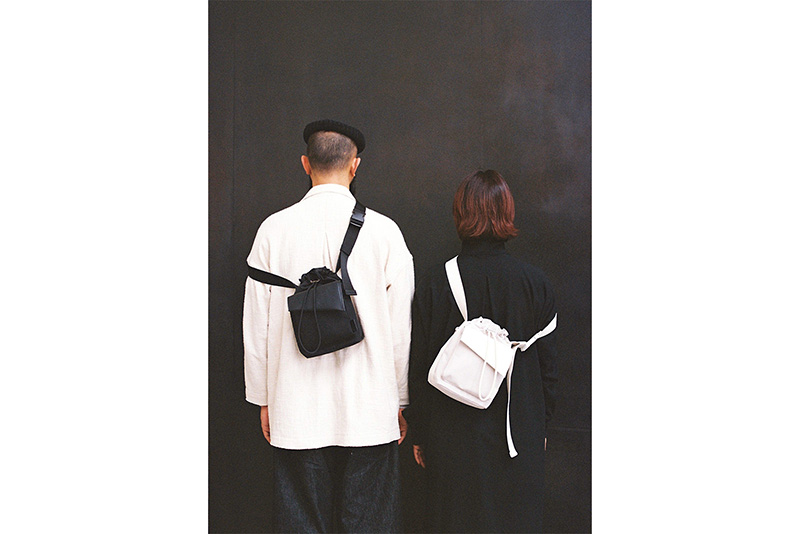 ジョリーフルール（MdC） ドローストリングバッグ・M★ミニポーチプレゼント★ JOEY DRINK SHOULDER BAG ECRU | ギフト・スタイ・出産祝いのMARLMARL