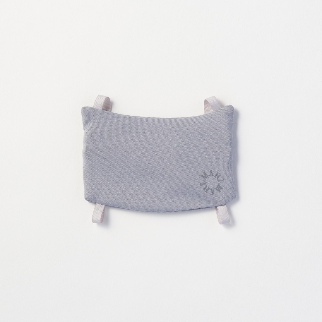 吸水速乾素材、汗かきの赤ちゃんの肌も、さらりと快適に保ちます。by MARLMARL