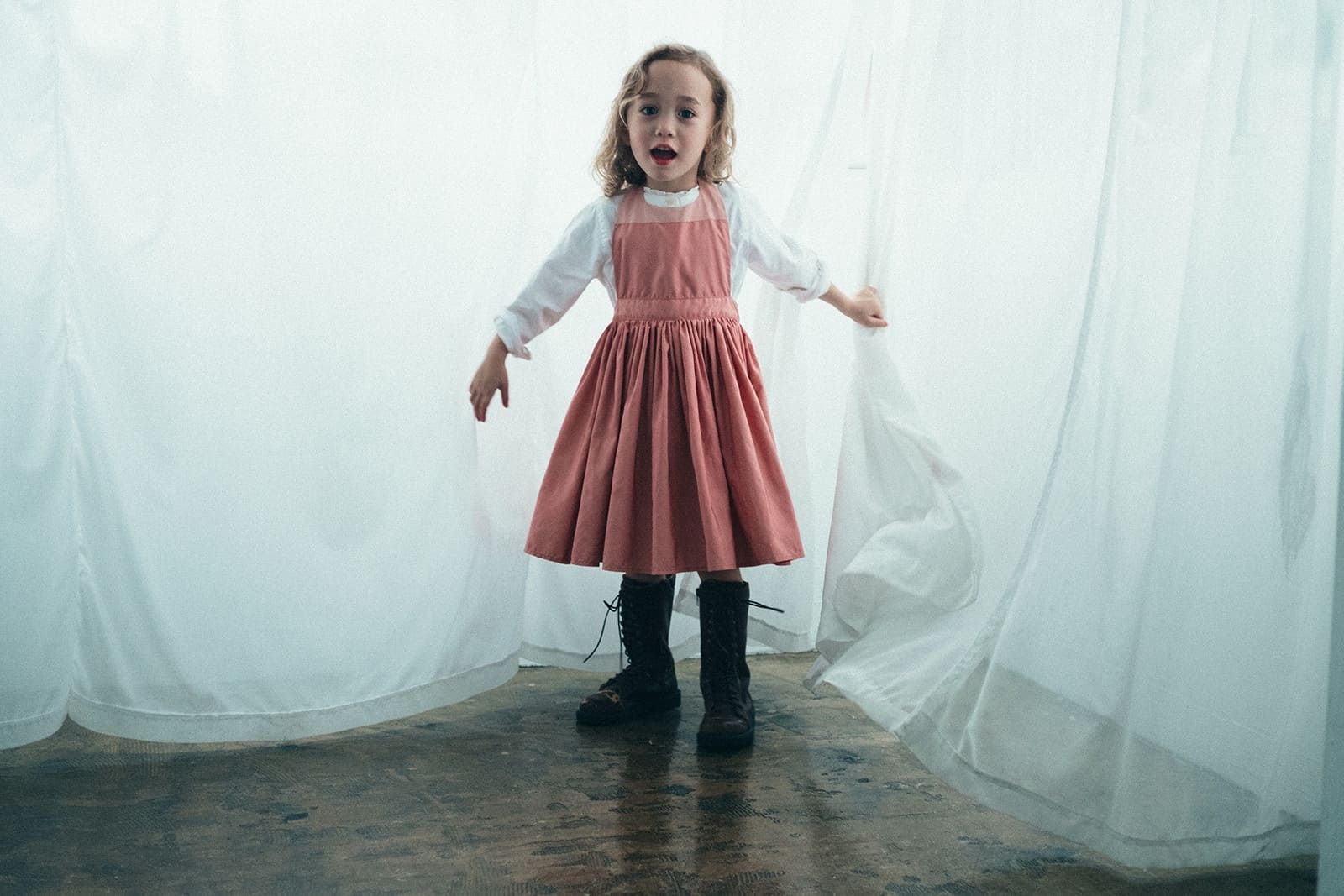 マールマール お食事エプロン bouquet 2 peony