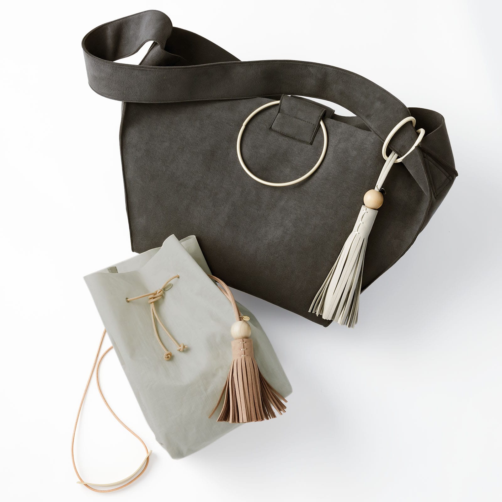 MATO by MARLMARL BROOM TASSEL M