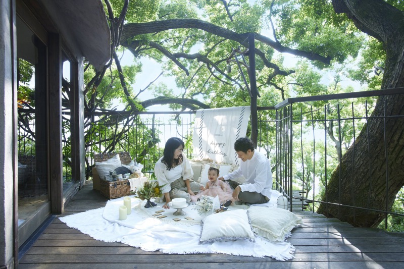 《星野リゾートと特別な旅をプロデュース》 MARLMARL 1st Birthday Trip｜出産祝い・ギフトならMARLMARLのスタイ