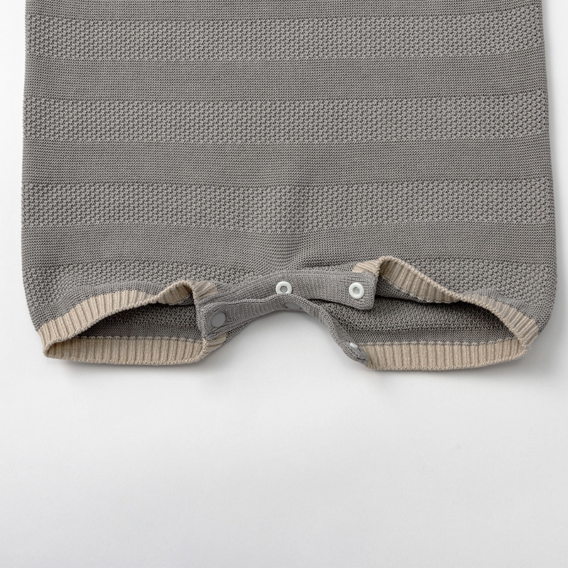 ＼夏をまとうサマーニット／こだわりの詰まったニットにフィーチャー