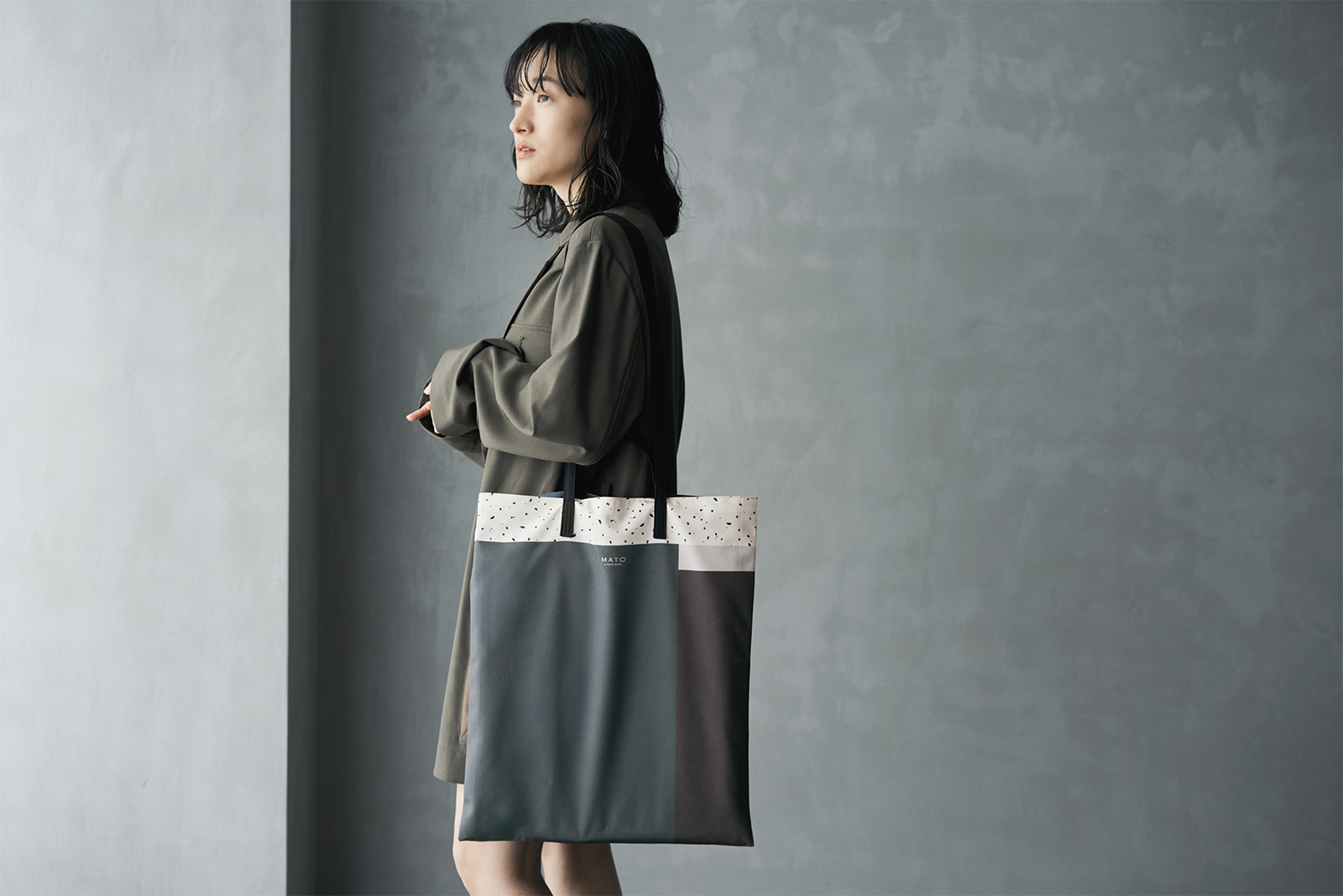 PORTRAIT BAG PANEL OLIVE