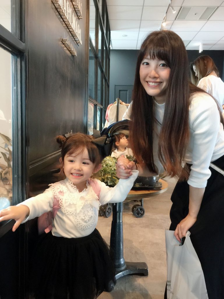 アレンメアリークレアちゃん親子